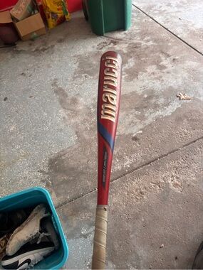 Marucci Men's Red Alloy Baseball Bat